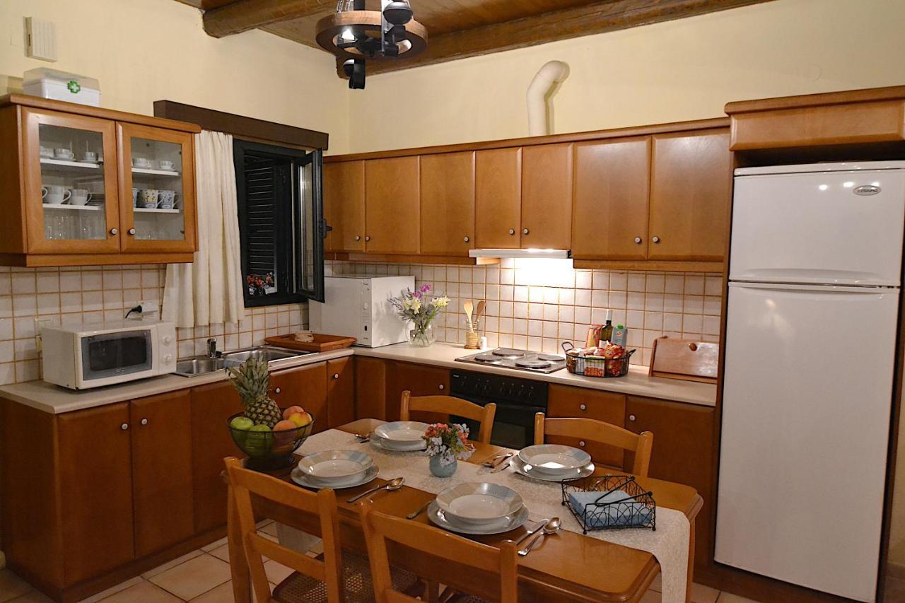 Christina Villas- Minoan Inland Pentamodi Exterior foto